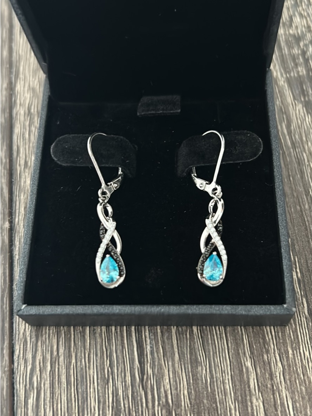 Sterling Silver Blue Teardrop Dangle Earrings